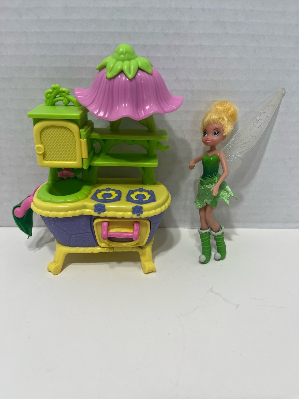 DISNEY Tinkerbell woodland cottage fairies stove and tinkerbell doll lot